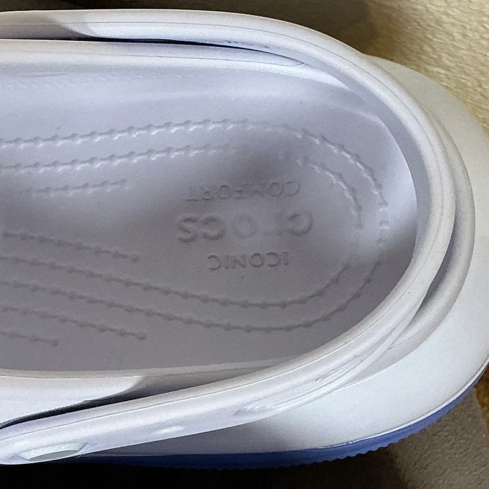 Crocs Classic Mega‎ Crush Sandal Dreamscape EUC W9 M7